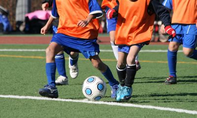 子供の習い事にサッカーを選ぶメリットや月謝は?いつから始める?