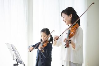 新響楽器　バイオリン教室 ミュージックサロン 逆瀬川5
