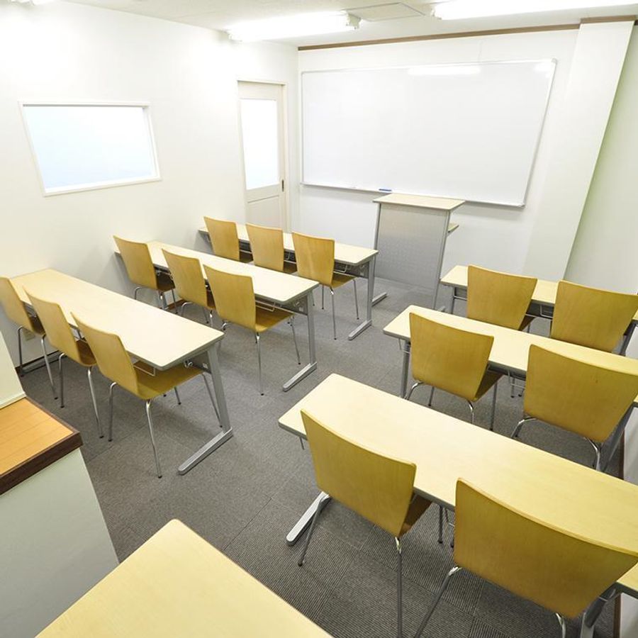 興学社学園 進学教室 興学院 教室 1