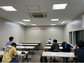 個別指導塾 トライプラス 教室 4