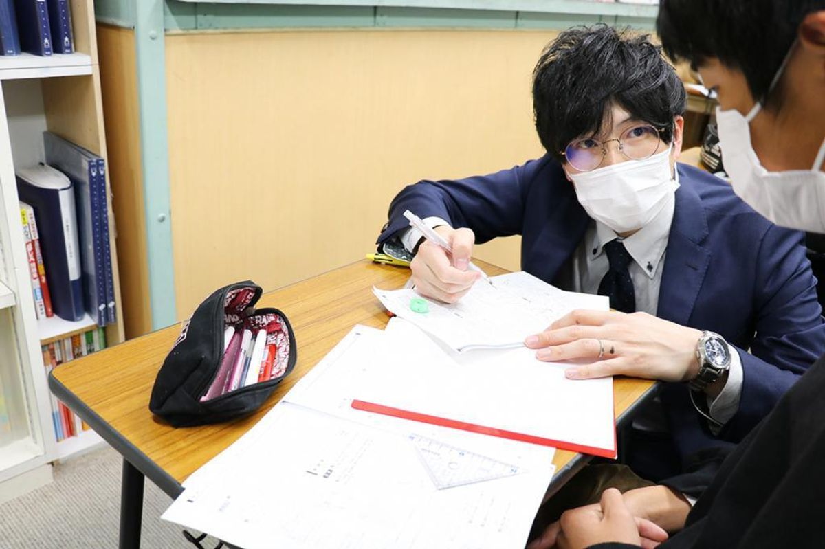 桑原塾 長崎駅前校3
