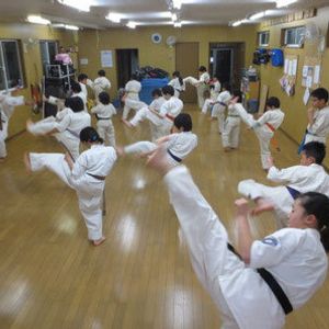 超越塾 松戸本部の写真 千葉県松戸市馬橋の子ども学習塾 子供の習い事の体験申込はコドモブースター