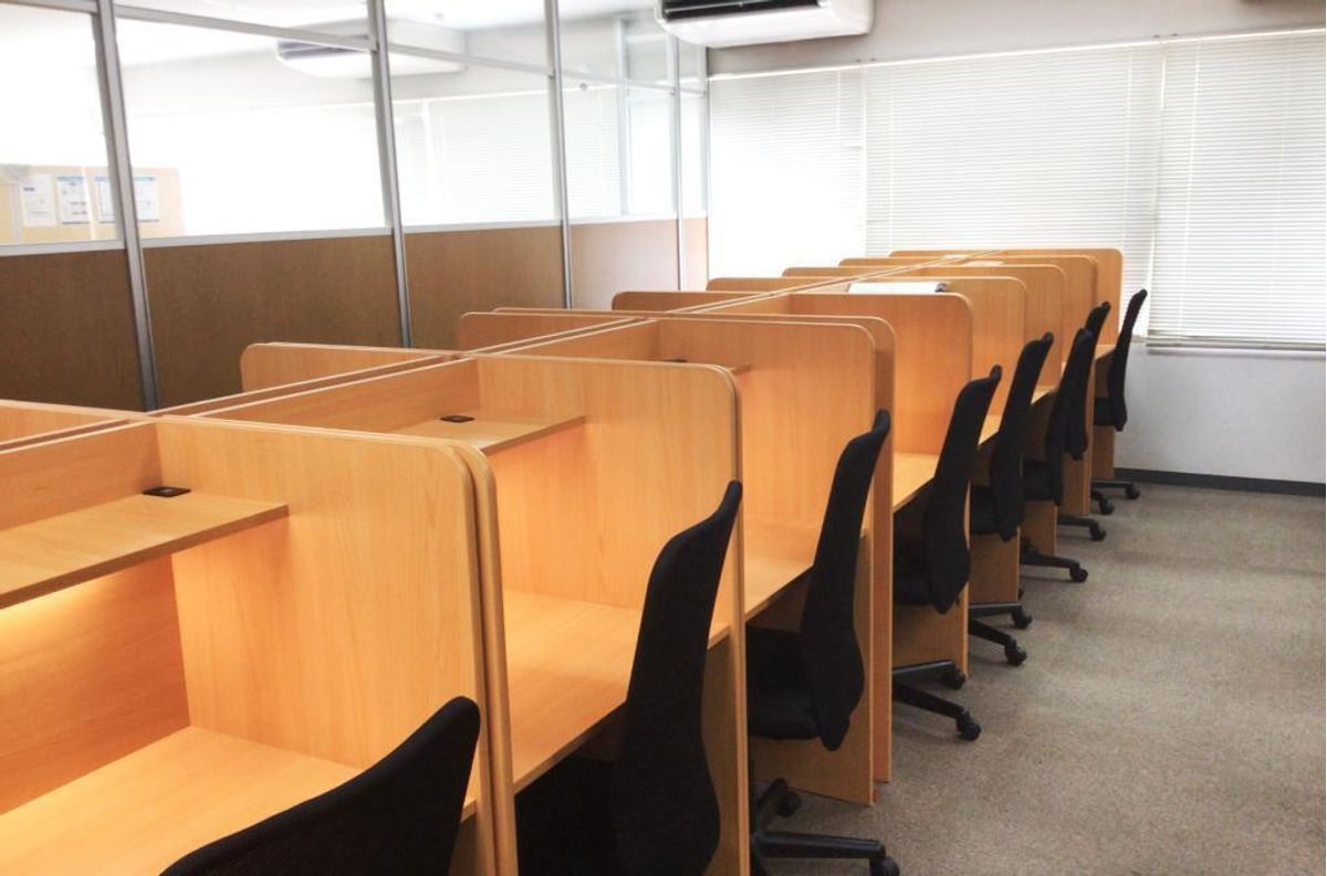 アクシブアカデミー 神戸三宮校18