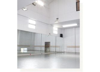 テアトル・ド・バレエカンパニー＆アカデミー