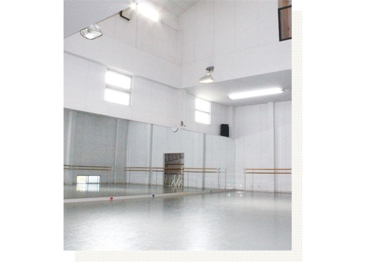 テアトル・ド・バレエカンパニー&アカデミー1