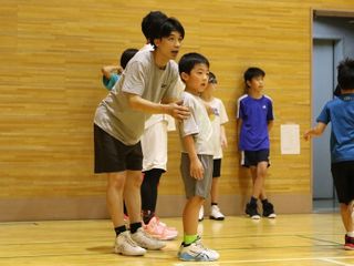 笑顔と成長のバスケ教室Tanza 検見川総合運動場2
