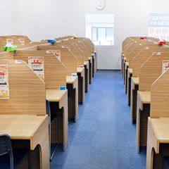 個別指導学院サクシード 教室 3