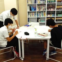 現役進学予備校ドリーム・チーム 教室 2