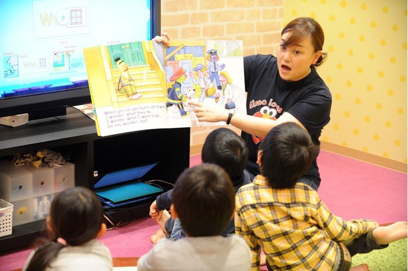 東進こども英語塾の無料サマースクールで楽しく英語に触れる夏 子供の習い事の体験申込はコドモブースター 東進こども英語塾の無料サマースクールで楽しく英語に触れる夏 子供の習い事の体験申込はコドモブースター