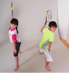 メガロスキッズスカッシュスクールの内容や料金は?世界を目指せるレアおけいこ!