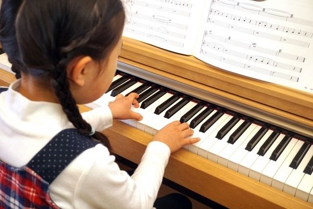 お家でできる！子どもの音感を伸ばす方法 ～ピアノで音感を鍛えよう～ | 子供の習い事の体験申込はコドモブースター