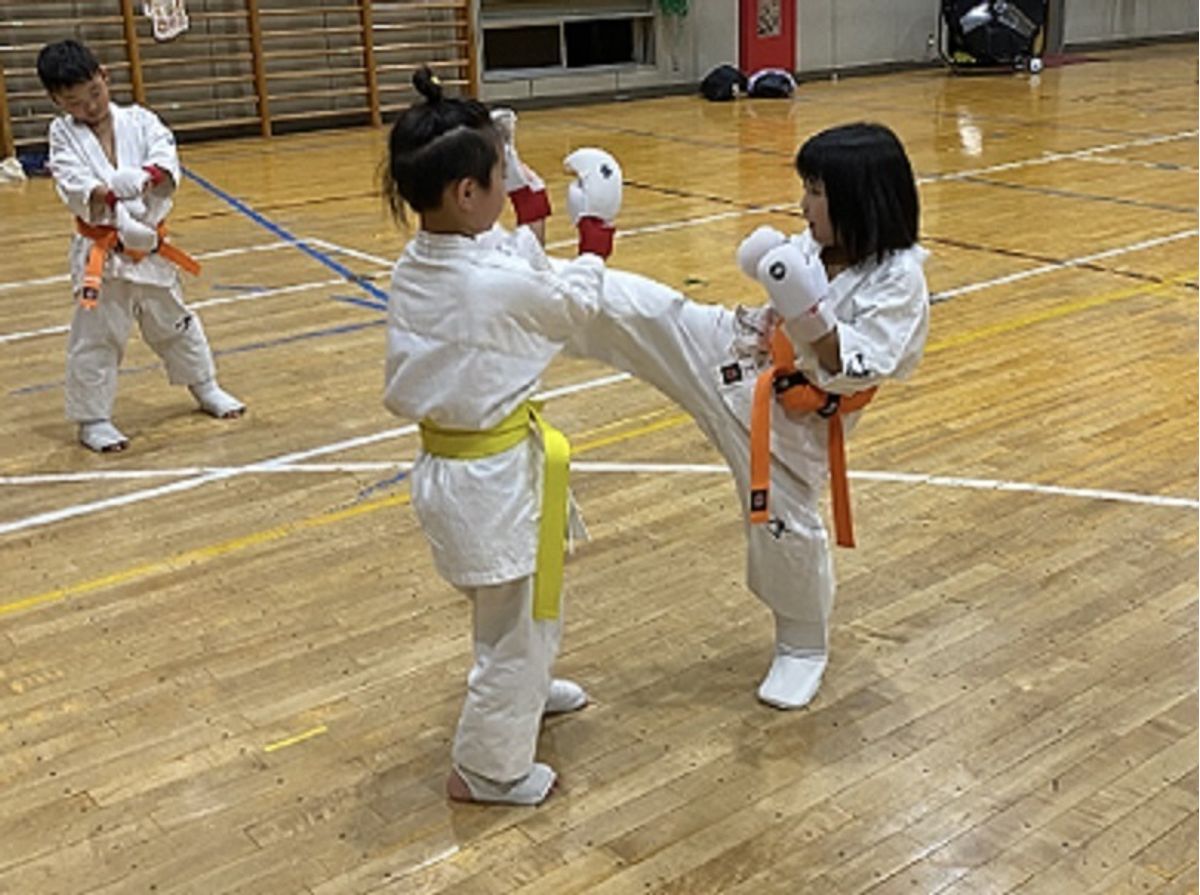 極真会館長野支部 篠ノ井道場4