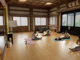 寺院deヨガ 教室 4