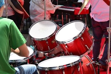 カワイ音楽教室のドラムコースは子どもも習える!料金や特徴は?