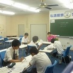 加茂ゼミ個別館 教室 3