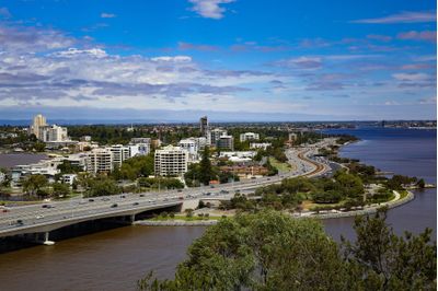 夏休みには親子留学がおすすめ!費用や期間は?人気はオーストラリア?