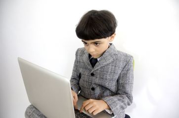 小学生におすすめの職業体験施設5選!珍しいお仕事ができるイベントも・夏休みの自由研究や教育に