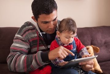 目覚まし時計にもおすすめ、子供向け知育時計10選!時間の読み方を覚えよう