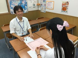 京進の中学・高校受験ＴＯＰΣ 教室 3