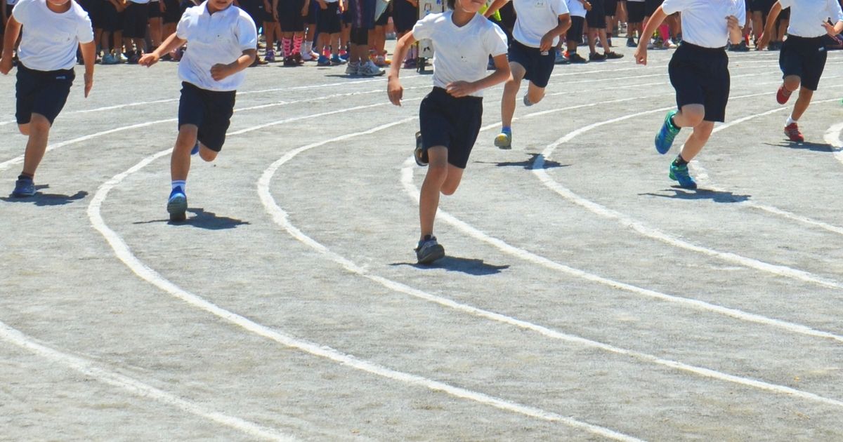 子どもの足が速くなる方法とは 運動会で1位を目指そう 子供の習い事の体験申込はコドモブースター 子どもの足が速くなる方法とは 運動会で1位を目指そう 子供の習い事の体験申込はコドモブースター