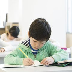 中萬学院 啓明館<中学受験> 教室 3