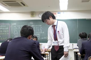京進の大学受験TOPΣ 教室 2