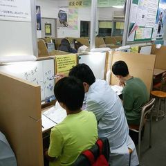 MEIRIN高校館・MEIRIN高校部 教室 3