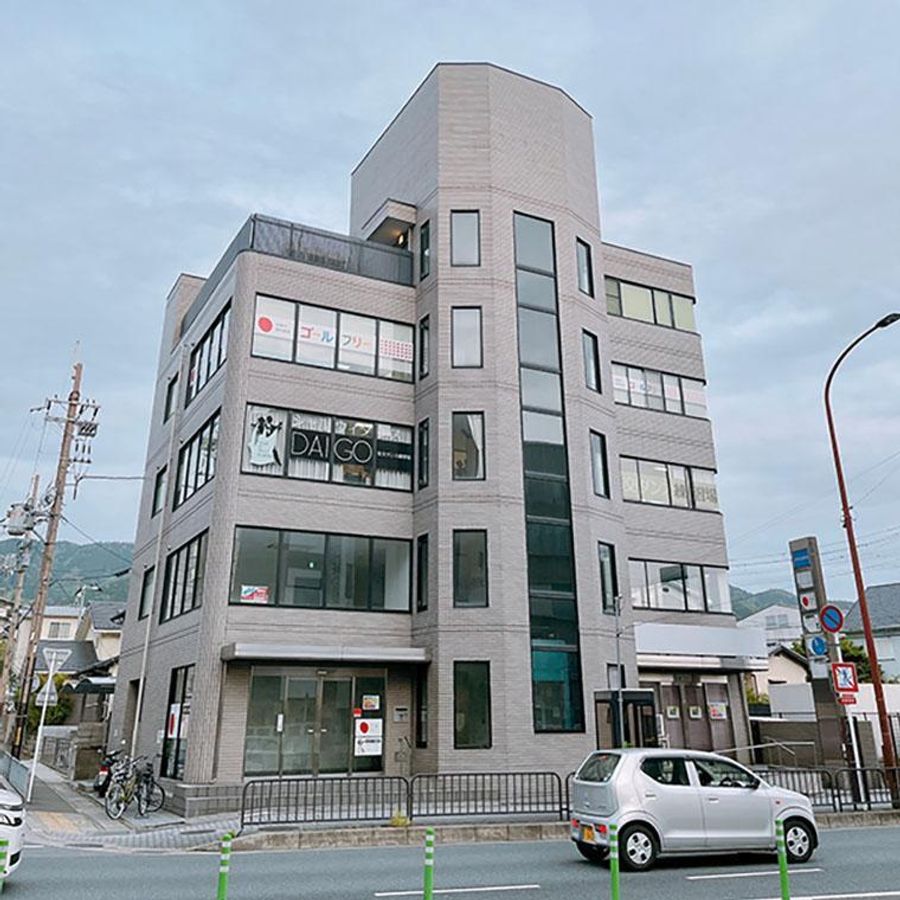 成基の個別教育ゴールフリー 教室 1